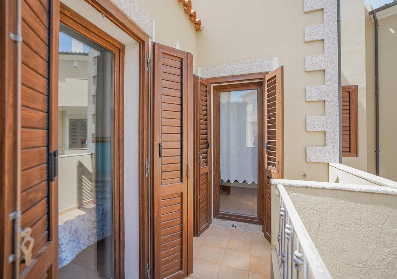 Murphy Holiday Home - Residenza Quarto La Maddalena  Bagian luar foto